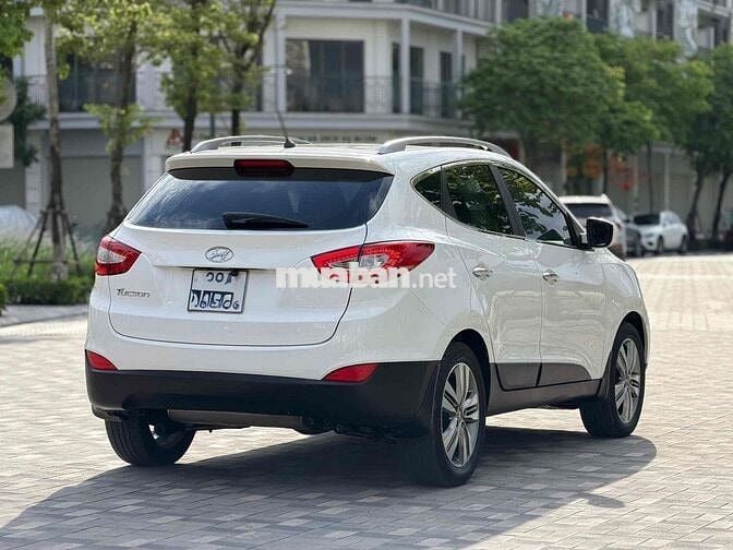Hyundai Tucson 2014 Trắng 10 vạn km