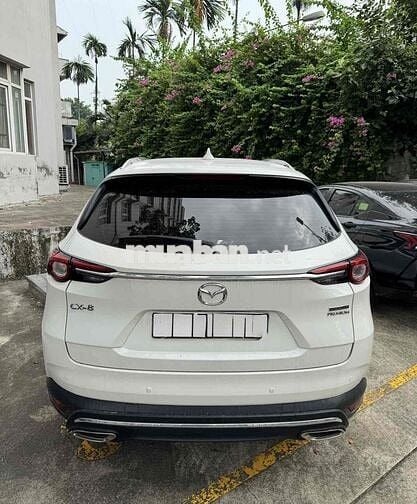 Mazda CX-8 Premium 7 chỗ Xăng Trắng