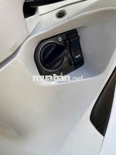 Honda SH 150i Trắng Nhập khẩu