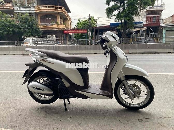 Honda SH Mode Trắng
