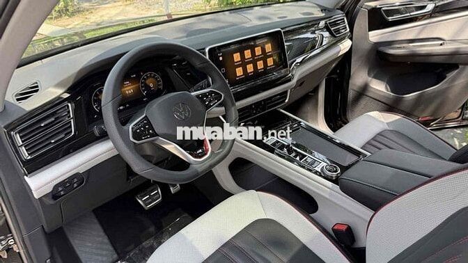 Volkswagen Teramont X Platinum 2025 Đen như mới