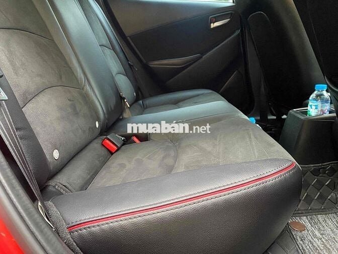 Mazda Mazda 2 Luxury 2024 Đỏ 10000 km