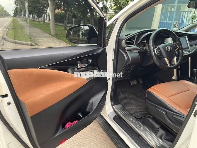 Toyota Innova 7 chỗ Xăng 157.248 km