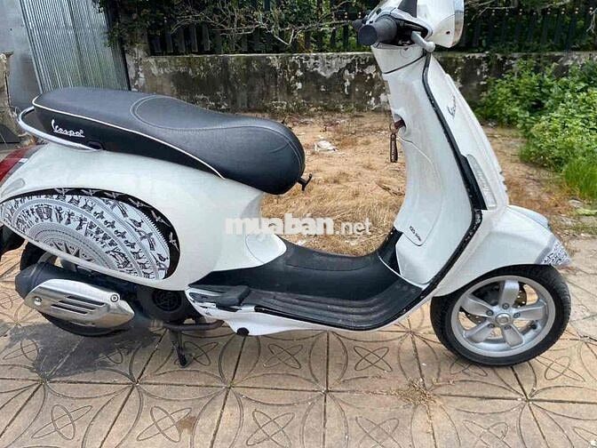 Piaggio Vespa Primavera 125 Trắng Việt Nam