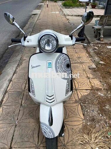 Piaggio Vespa Primavera 125 Trắng Việt Nam
