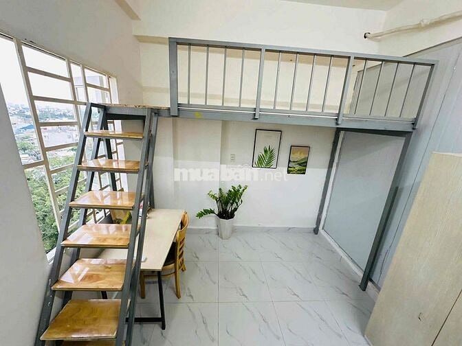 CHO THUÊ PHÒNG TRỌ CÓ GÁC RỘNG 30m2 NGAY NGÃ TƯ GA GẦN ĐH NTT