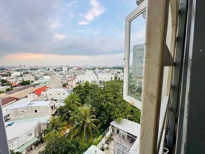 CHO THUÊ PHÒNG TRỌ CÓ GÁC RỘNG 30m2 NGAY NGÃ TƯ GA GẦN ĐH NTT