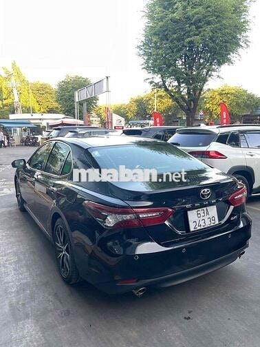 Toyota Camry 2.5Q 2024 Đen 35.000km