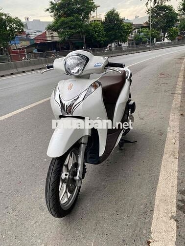 Honda SH Mode Trắng