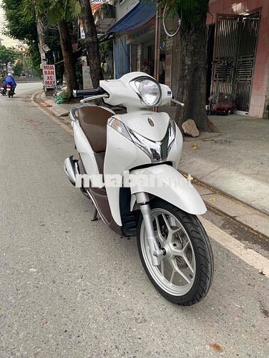 Honda SH Mode Trắng