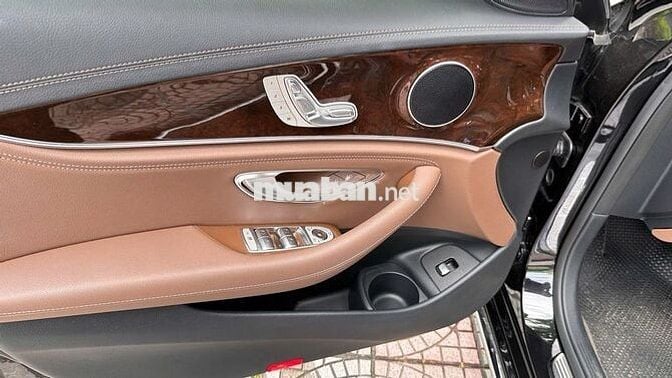 Mercedes-Benz E-Class E200 Exclusive 2022 Đen