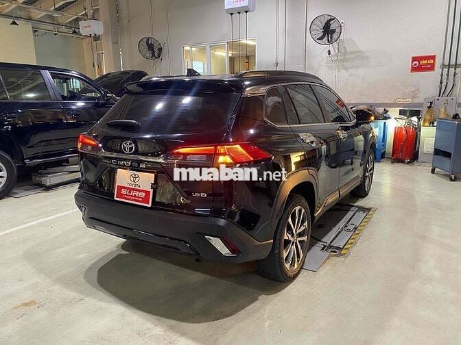 Toyota Corolla Cross 1.8V 2022 Đen 36000km