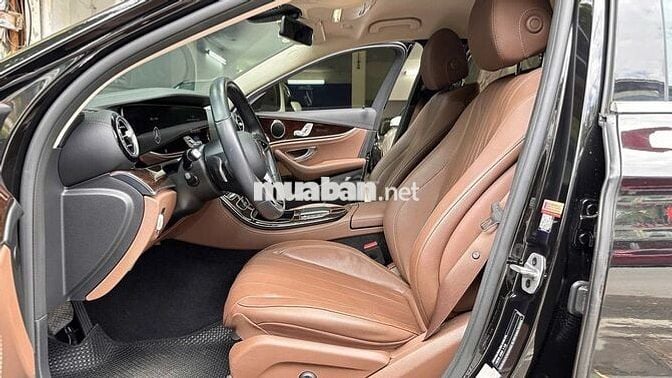 Mercedes-Benz E-Class E200 Exclusive 2022 Đen