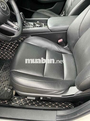 Mazda 3 Sport Hatchback 1.5L Luxury 2020 Trắng