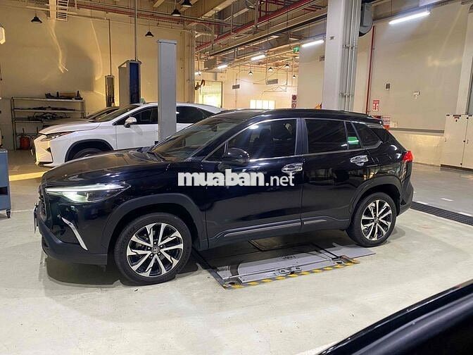 Toyota Corolla Cross 1.8V 2022 Đen 36000km
