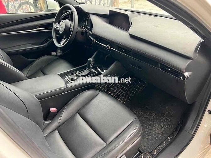 Mazda 3 Sport Hatchback 1.5L Luxury 2020 Trắng