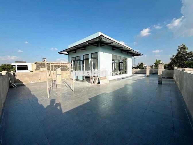 Cho Thuê MB 1Trệt 1Lầu + 1Tum - (dtsd 680m2) P.Trấn Biên - Giá: 30tr