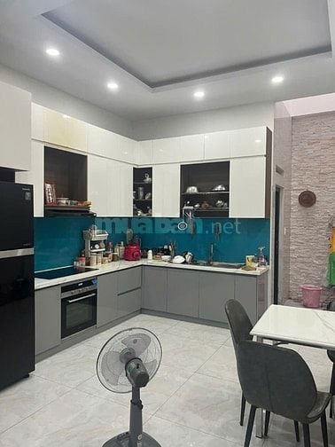 HXH 2 XE HƠI TRÁNH - 64M² - 4 TẦNG BTCT - KHU BÀU CÁT 