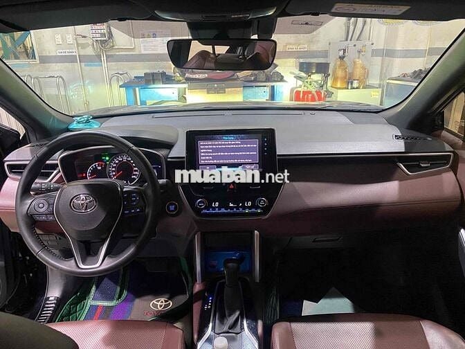 Toyota Corolla Cross 1.8V 2022 Đen 36000km