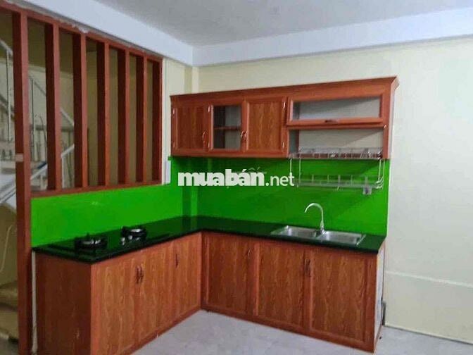 Nhượng Nhà NC 4PN Bùi Đình Tuý, Rộng rãi