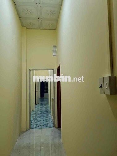 Nhượng Nhà NC 4PN Bùi Đình Tuý, Rộng rãi