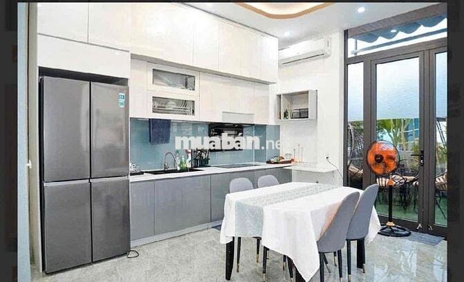 Cho thuê nhà An Thượng 2PN gần biển Mỹ Khê, full nội thất