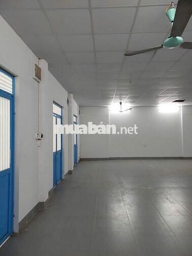 Cho thuê kho phố Trường Lâm, Việt Hưng, 125m, ô tô tải 5 tấn qua nhà