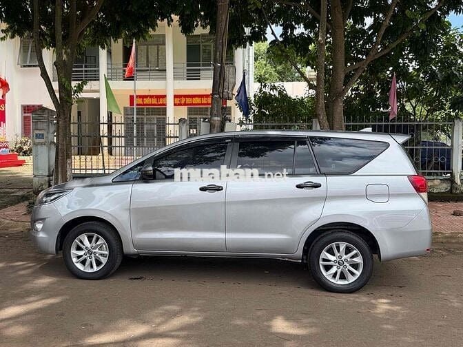 Toyota Innova 2017 Bản E Số sàn