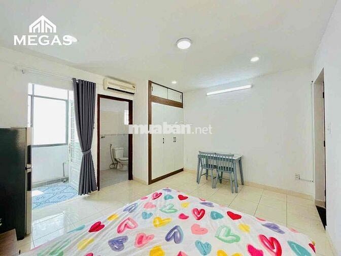 STUDIO TÁCH BẾP BANCOL RỘNG 35m2 NGAY CHÂN CẦU VƯỢT 3/2 QUẬN 10