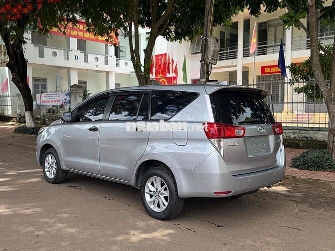 Toyota Innova 2017 Bản E Số sàn