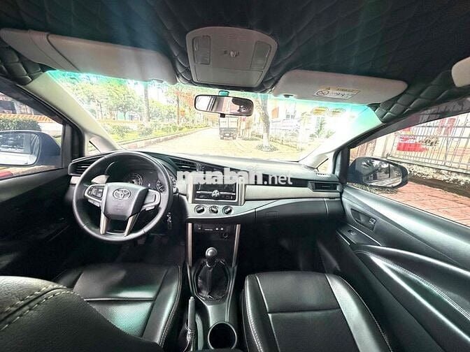 Toyota Innova 2017 Bản E Số sàn