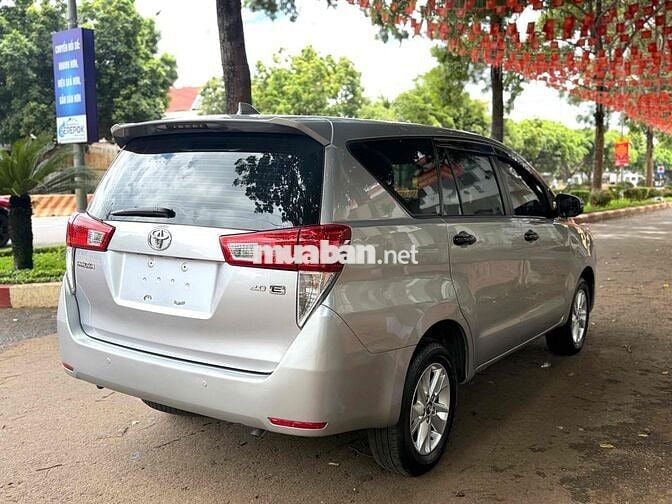 Toyota Innova 2017 Bản E Số sàn