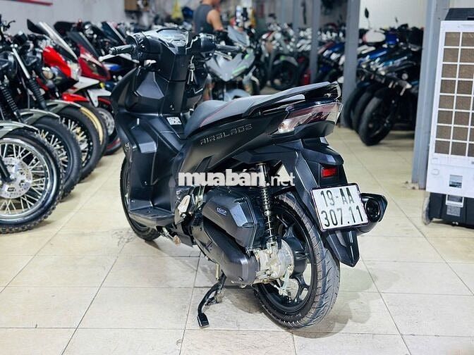 XE MÁY THỊNH PHÁT-AIR BLADE 125 ĐEN NHÁM SIÊU LƯỚT