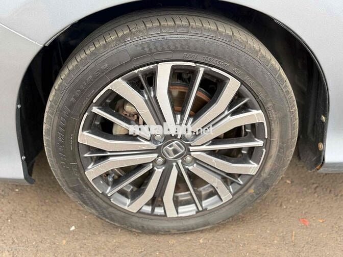 Honda City TOP 2018 Xăng Tự động Bạc