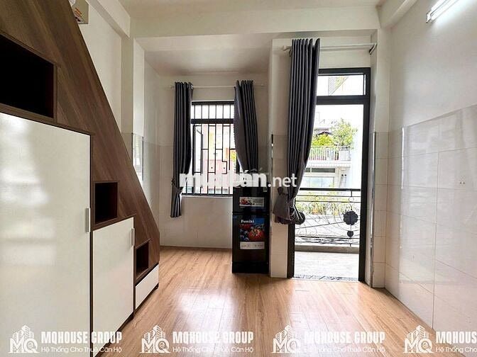 Phòng Bùi Hữu Nghĩa kế chợ Bà Chiểu Đại học Hồng Bàng - UEF - Mỹ Thuật