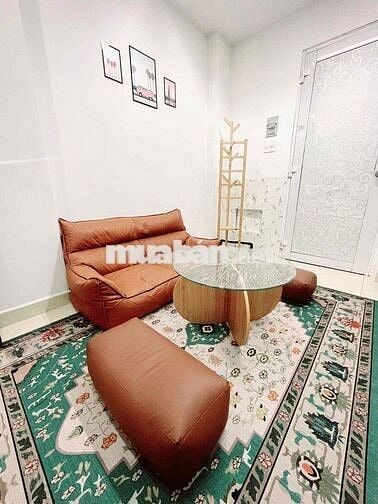 Trống Studio Sát Bên Sân Bay T3 300m full nội thất Ở Hoàng Hoa Thám