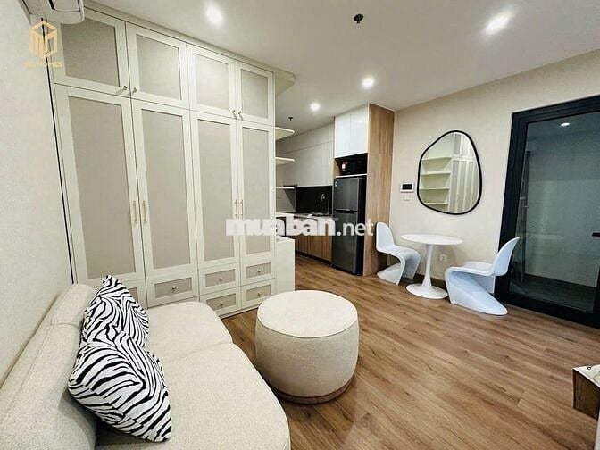 Bán studio 32m2 full đồ. Vinhomes smart city Tây Mỗ.Giá 2,2 tỷ 