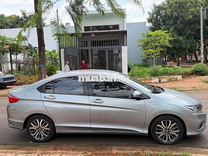 Honda City TOP 2018 Xăng Tự động Bạc