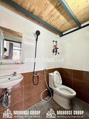 Phòng Bùi Hữu Nghĩa kế chợ Bà Chiểu Đại học Hồng Bàng - UEF - Mỹ Thuật