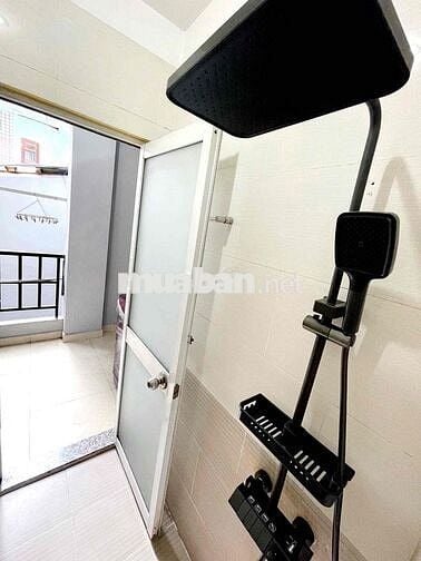 Trống Studio Sát Bên Sân Bay T3 300m full nội thất Ở Hoàng Hoa Thám