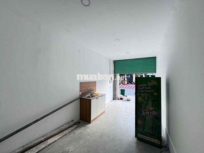 CHO THUÊ MẶT BẰNG KINH DOANH TỰ DO - TRỤC ĐƯỜNG ĐÔNG ĐÚC XE QUA LẠI Q7