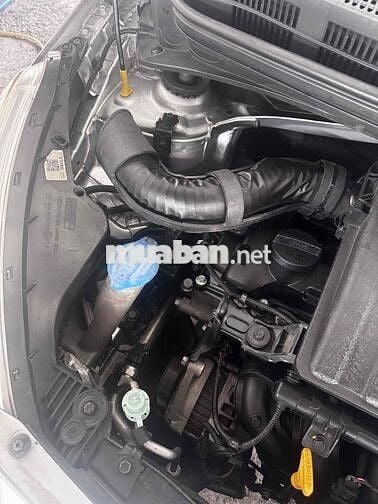Hyundai Grand i10 Bạc 5 chỗ