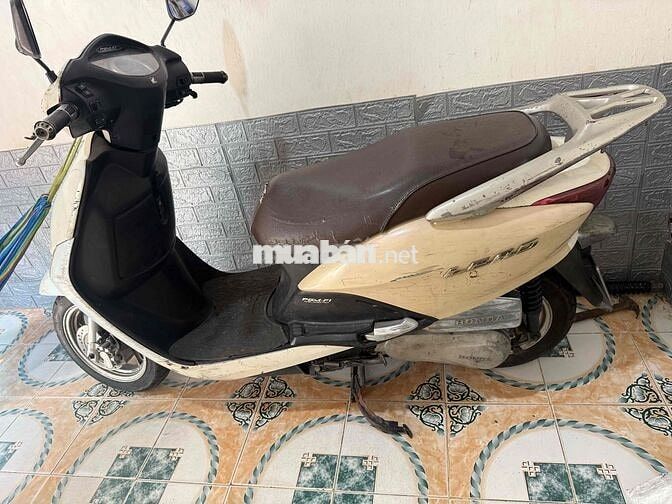 Honda Lead 2007 Trắng