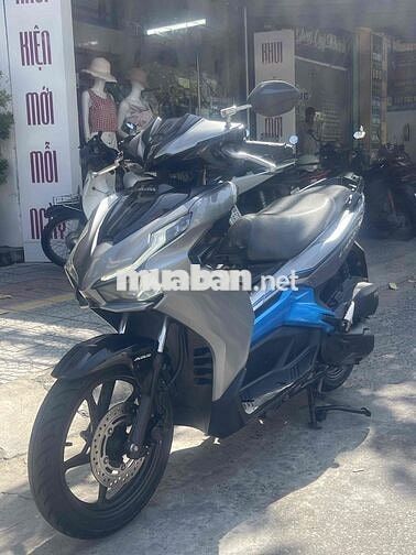 Honda Air Blade Xám bạc xanh 2020