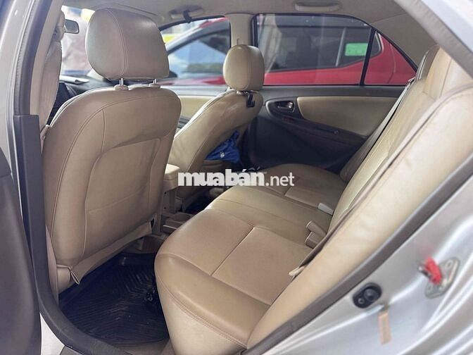 Toyota Vios Bạc 5 chỗ