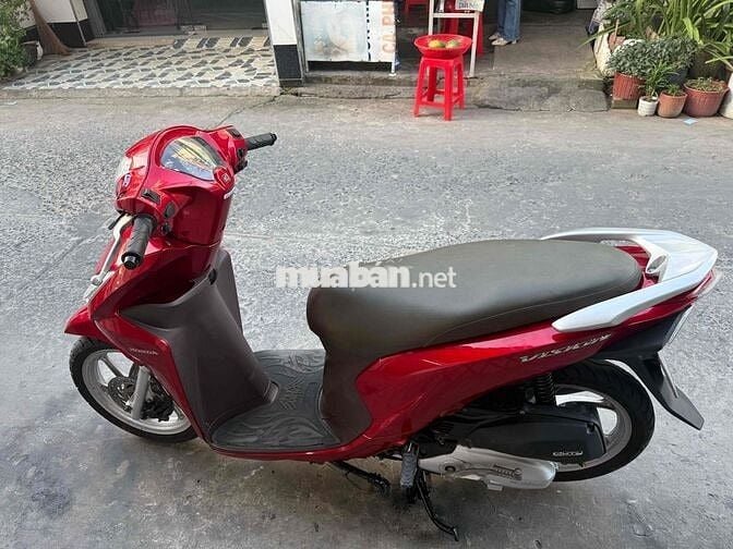 Honda Vision 2015 màu Đỏ