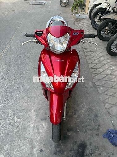 Honda Vision 2015 màu Đỏ