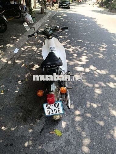 Honda Cub 50 50cc Trắng Cổ điển