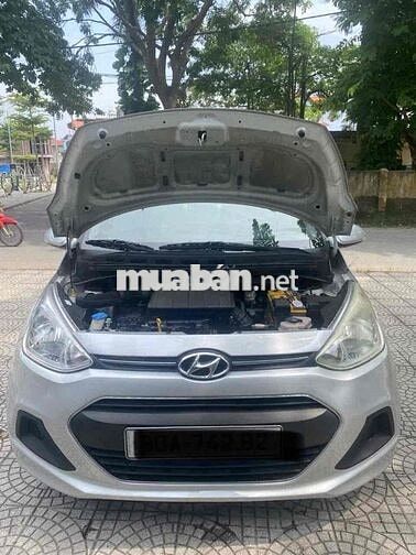 Hyundai Grand i10 Số sàn 5 chỗ Bạc