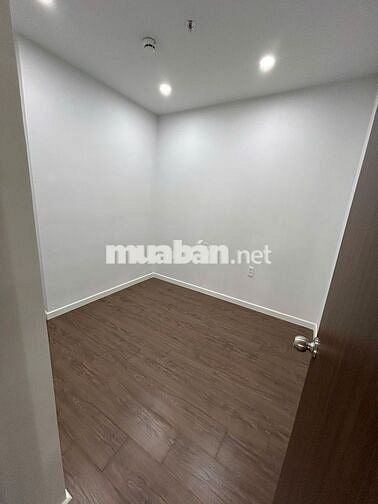 Tháp Emerald căn 2PN giá tốt hiếm có nhà mới 100% dọn vào ở ngay 